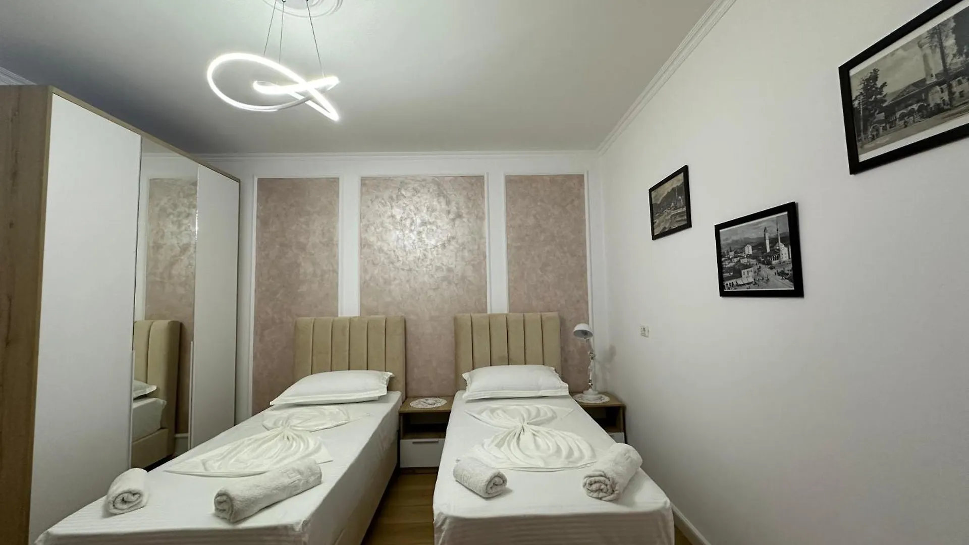 Sen Garden Home Tirana Hébergement de vacances